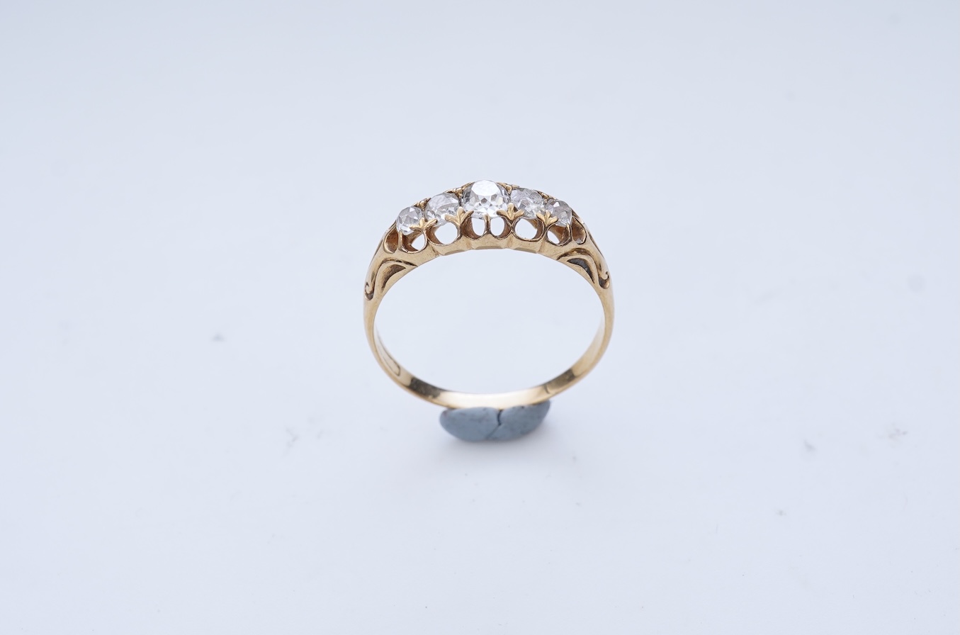 A five-stone diamond ring, late 19th century